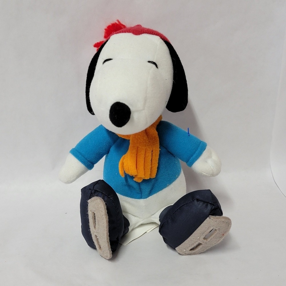 Peanuts Snoopy Plush Toy Winter Outfit Red‎ Hat Blue Jacket Orange Scarf Skates